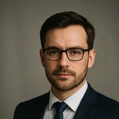 ཇེམས་ མི་ཆེལ།